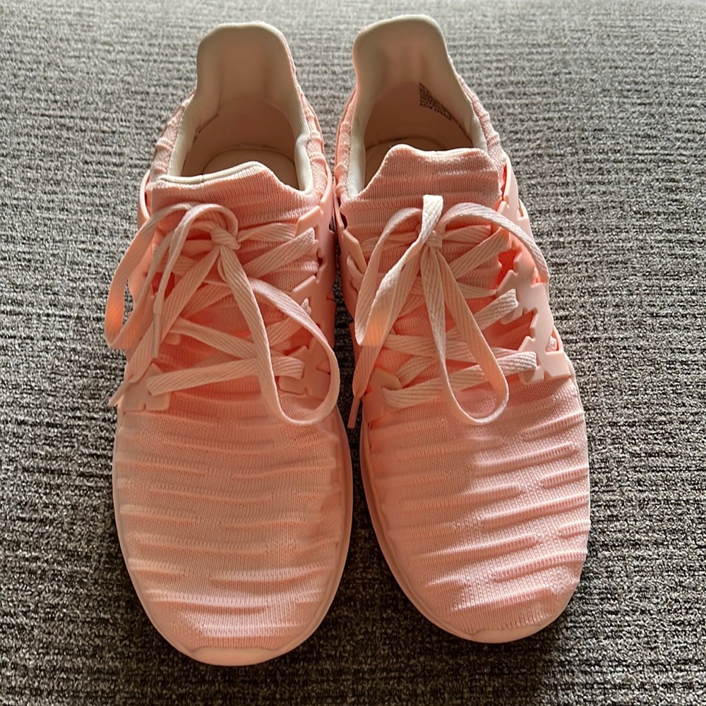 Fabletics Sneakers